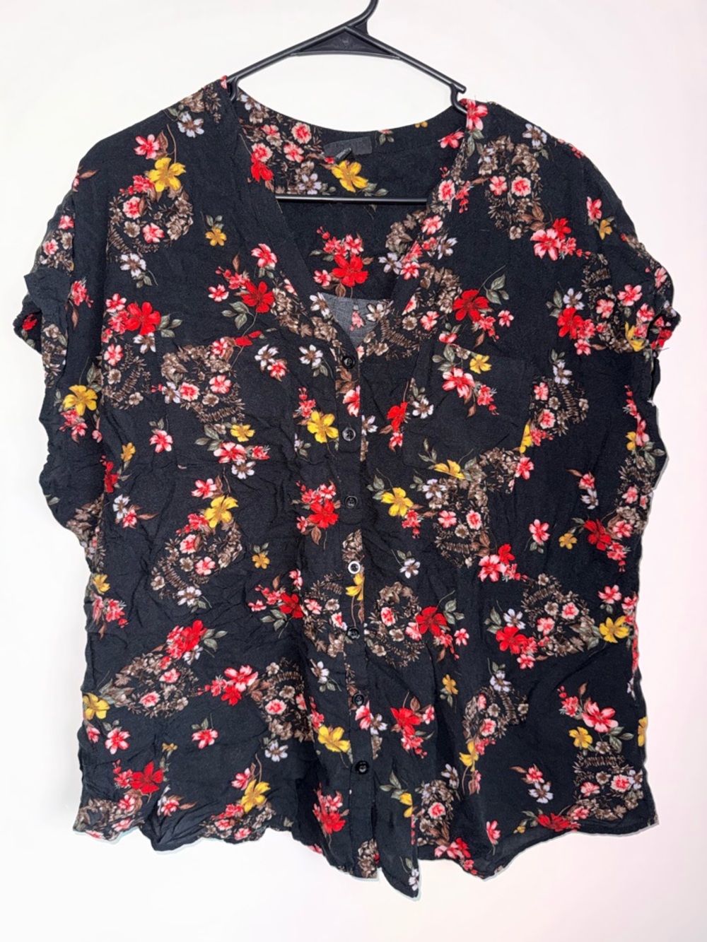 Women’s floral skull button-up blouse 1X